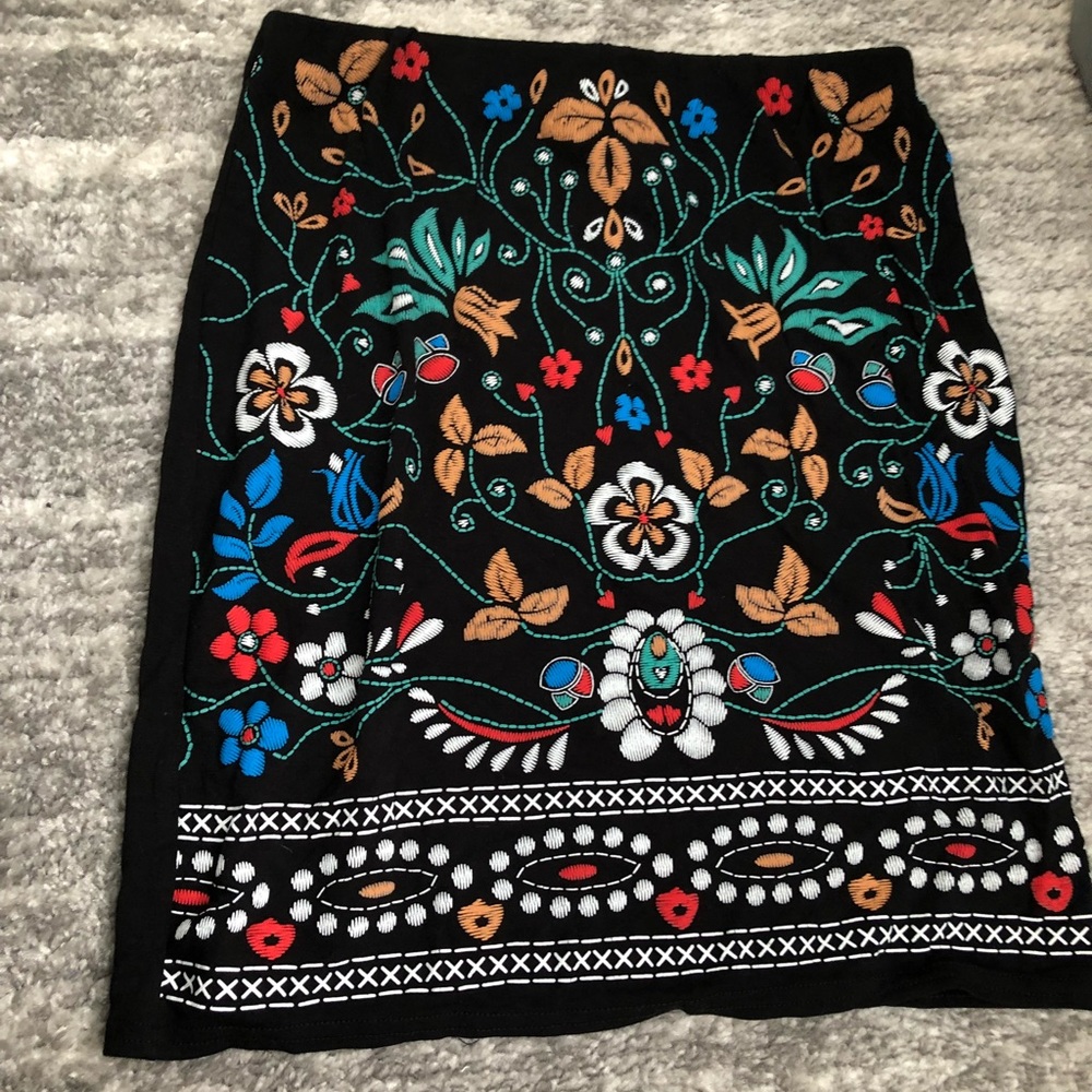 Pretty little thing skirt